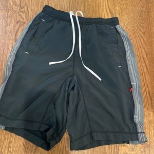 Mens luluemon shorts sz small
